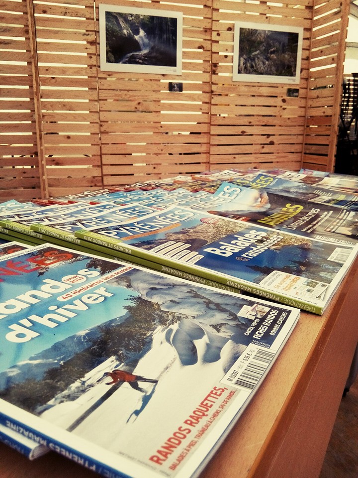 Stand Pyrénées Magazine sur le FINM2015 - photo : Carole Lafontan / FINM2015 / ONCFS